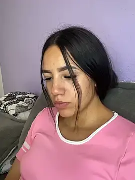 Stripchat Sex Cam of Marianahb-e