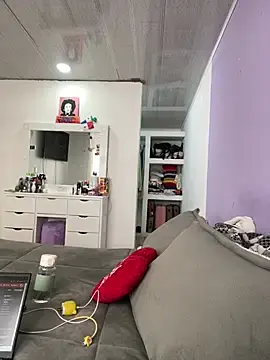 Stripchat Live Sex of Marianahb-e
