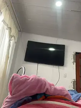 Stripchat Adult Webcam of Marianahb-e