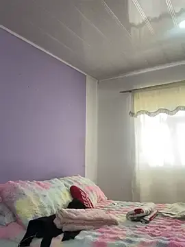 Stripchat Adult Webcam of Marianahb-e