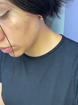Stripchat Free Porn Cam of Marianahb-e