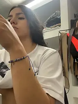 Stripchat Adult Webcam of Marianahb-e