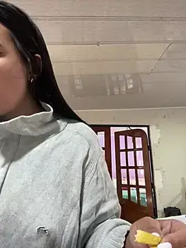 Stripchat Live Sex Cam of Marianahb-e