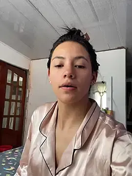 Stripchat Nude Webcam of Marianahb-e