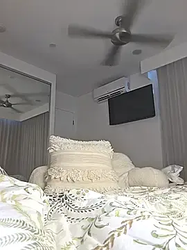 Stripchat Live Sex Cam of SashaJade_