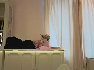 Stripchat Sex Cam of Alisia_Mars