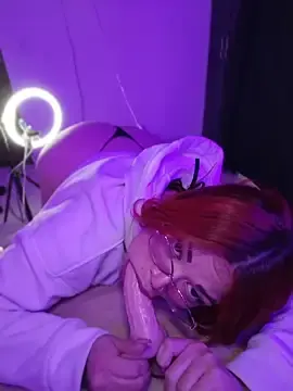 Stripchat Best live sex cam show of IamAlana_