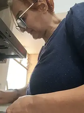 Stripchat Live Sex Cam of star_anastasia