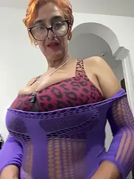 Stripchat Live Sex Cam of star_anastasia
