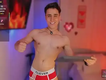 Stripchat Free Porn Cam of thomklein