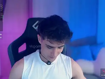 Stripchat Watch Live Sex Cams of thomklein