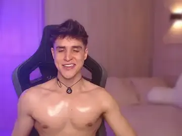 Stripchat Best live sex cam show of thomklein