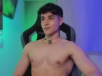 Stripchat Sex Cam of thomklein