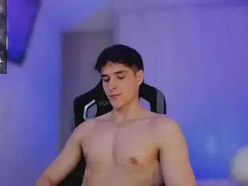 Stripchat Sex Cam of thomklein