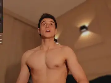 Stripchat Free Porn Cam of thomklein