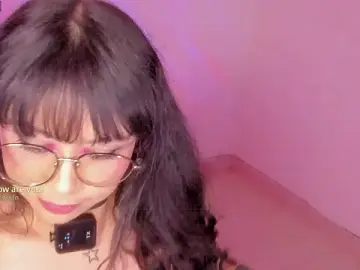 Stripchat Live Sex Cam of GalaxGnn_