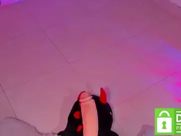 Stripchat Live Porn of GalaxGnn_