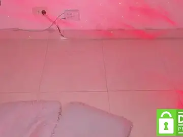 Stripchat Live Porn of GalaxGnn_