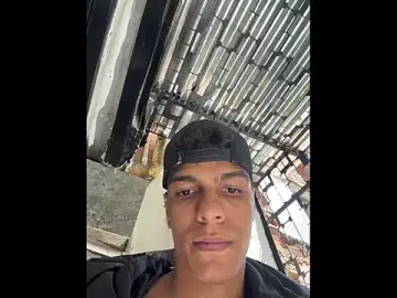 Stripchat Adult Webcam of JamesDreams