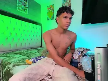 Stripchat Live Porn of JamesDreams