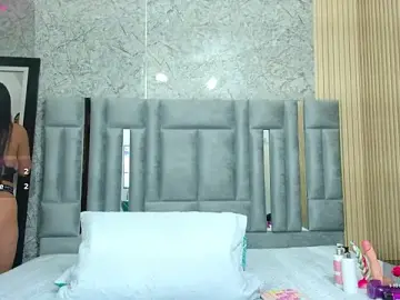 Stripchat Free Live Porn of veronicaroose_