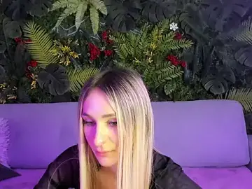 Stripchat Sex Cam of Horny_Blond