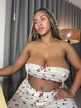 Stripchat Free Porn Cam of Mia_sweet80