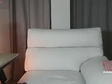 Stripchat Live Sex Cam of Mia_sweet80