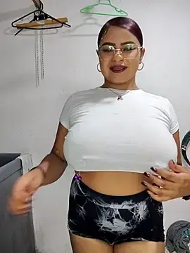 Stripchat Free Live Porn of Sexxxy_Lau