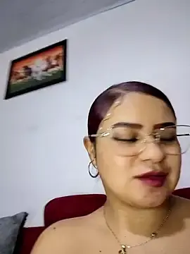 Stripchat Nude Webcam of Sexxxy_Lau