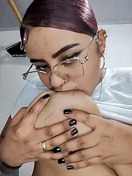Stripchat Adult Video Chat of Sexxxy_Lau