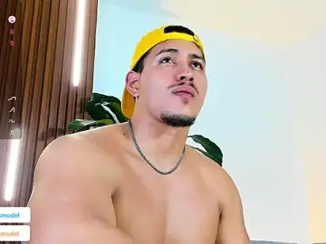 Stripchat Free Live Porn of lucasanto_