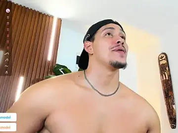 Stripchat Best Webcam of lucasanto_