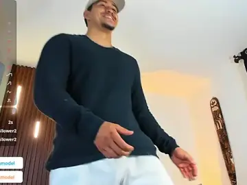 Stripchat Best live sex cam show of lucasanto_