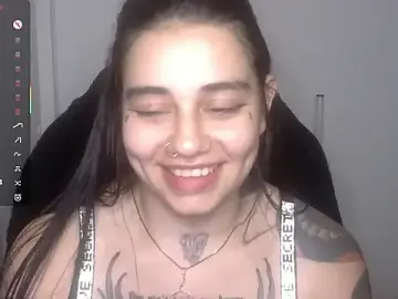 Stripchat Live Porn of val_bardot