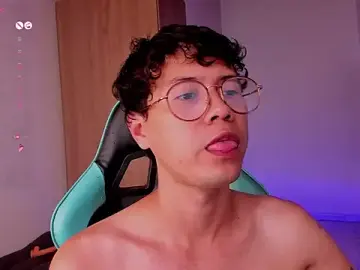 Stripchat Nude Webcam of LeaneSeb