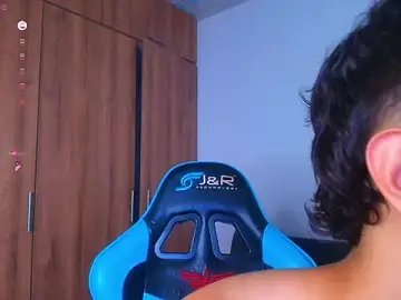 Stripchat Free Live Porn of LeaneSeb