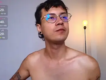 Stripchat Sex Cam of LeaneSeb