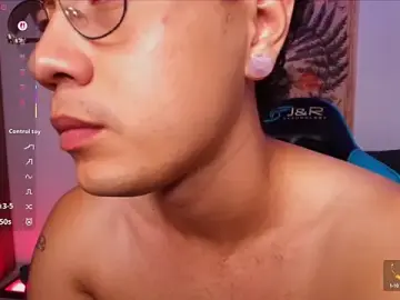 Stripchat Live Sex Cam of LeaneSeb