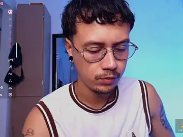 Stripchat Best live sex cam show of LeaneSeb