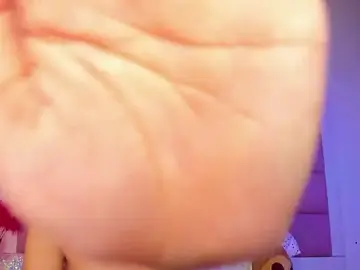 Stripchat Watch Live Sex Cams of little-Emma