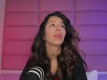 Stripchat Adult Webcam of little-Emma