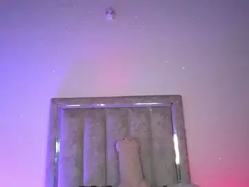 Stripchat Adult Webcams of little-Emma