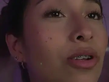 Stripchat Live Porn of little-Emma