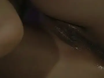 Stripchat Live Sex Cam of little-Emma
