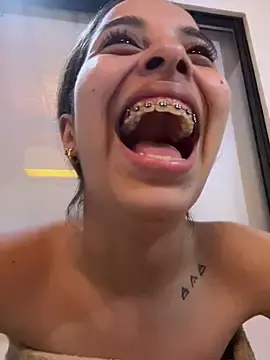 Stripchat Sex Chat of little-Emma