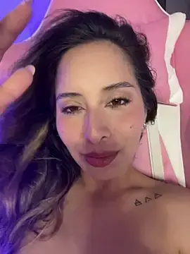 Stripchat Nude Webcam of little-Emma