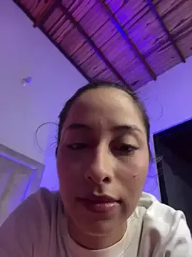 Stripchat Free Live Porn of little-Emma