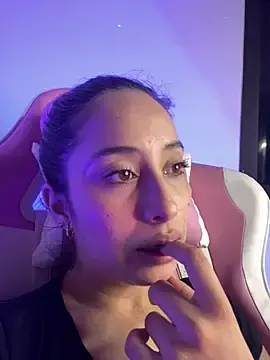 Stripchat Private Sex Chat of little-Emma