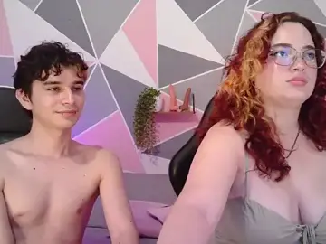 Stripchat Sex Cam of AndrewAnndCherry